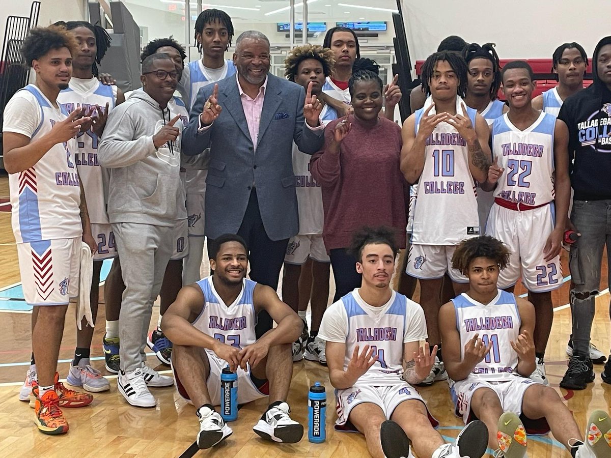 Ivi McDanoel tweet media