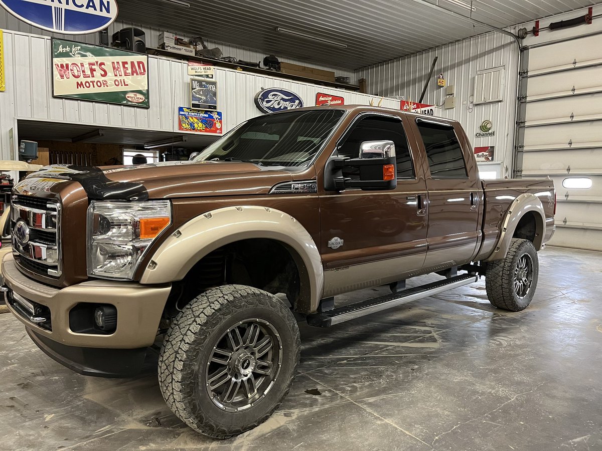 JMCampbellFarms's tweet image. 2011 Ford F350 Super Duty King Ranch 

109,630 miles

NEW Factory Ford 6.7 Turbo Diesel crate motor 3 year/36,000 mile transferable warranty. 

Deleted/H&amp;amp;S Tuner

Updated Injection Pump

Only 3,000 miles on new 35x12.5R20LT tires

$39,500
Call Justin 812-230-5751

 See less