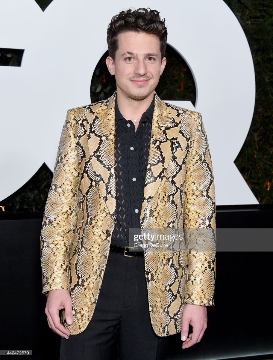 charlieputh_jp's tweet photo. #patronpartner #itsalto #patronelalto
#CharliePuth #チャーリープース
@charlieputh https://t.co/GKICQvAldY