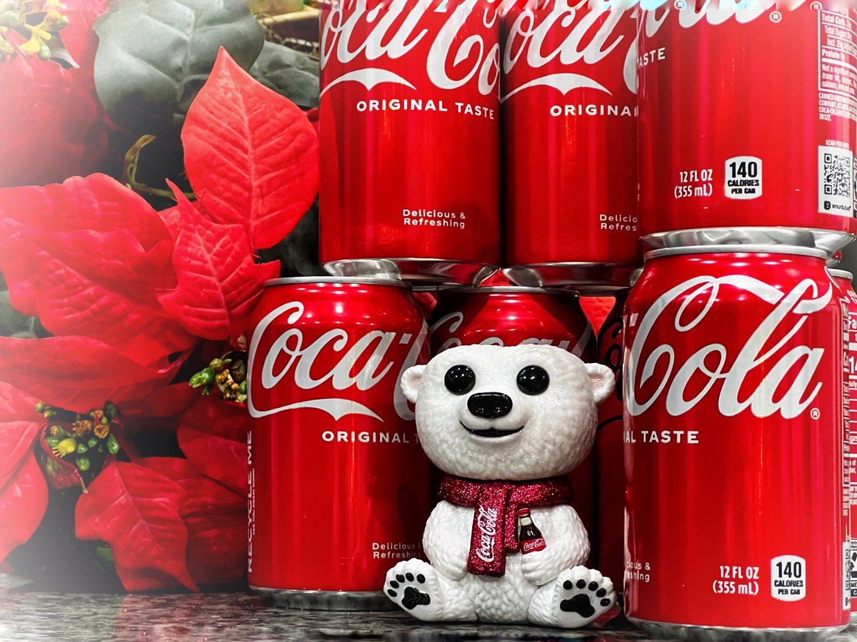 RobbyRed5130sox's tweet photo. November 18th: #FallFoodie
While the Coca Cola Bear is generally a winter thing. I personally find an ice cold Coke to be a spring, summer, fall, and winter thing!
#FunkoPhotoADayChallenge #Coke #CocaCola #CokeBear https://t.co/gWI6cBOrzA