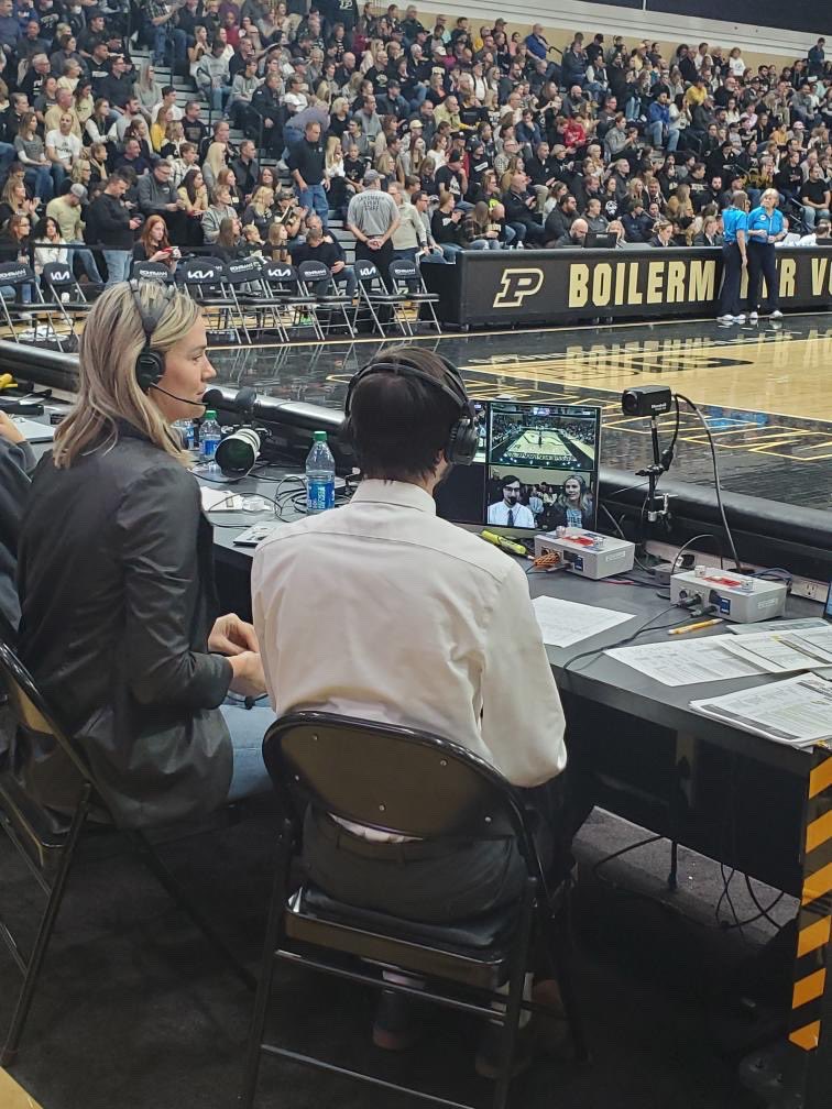 while my career in the #sportsbiz has hit a rough patch, my little brother is currently thriving. just chatting with an olympic gold medalist on live tv. casual flex.