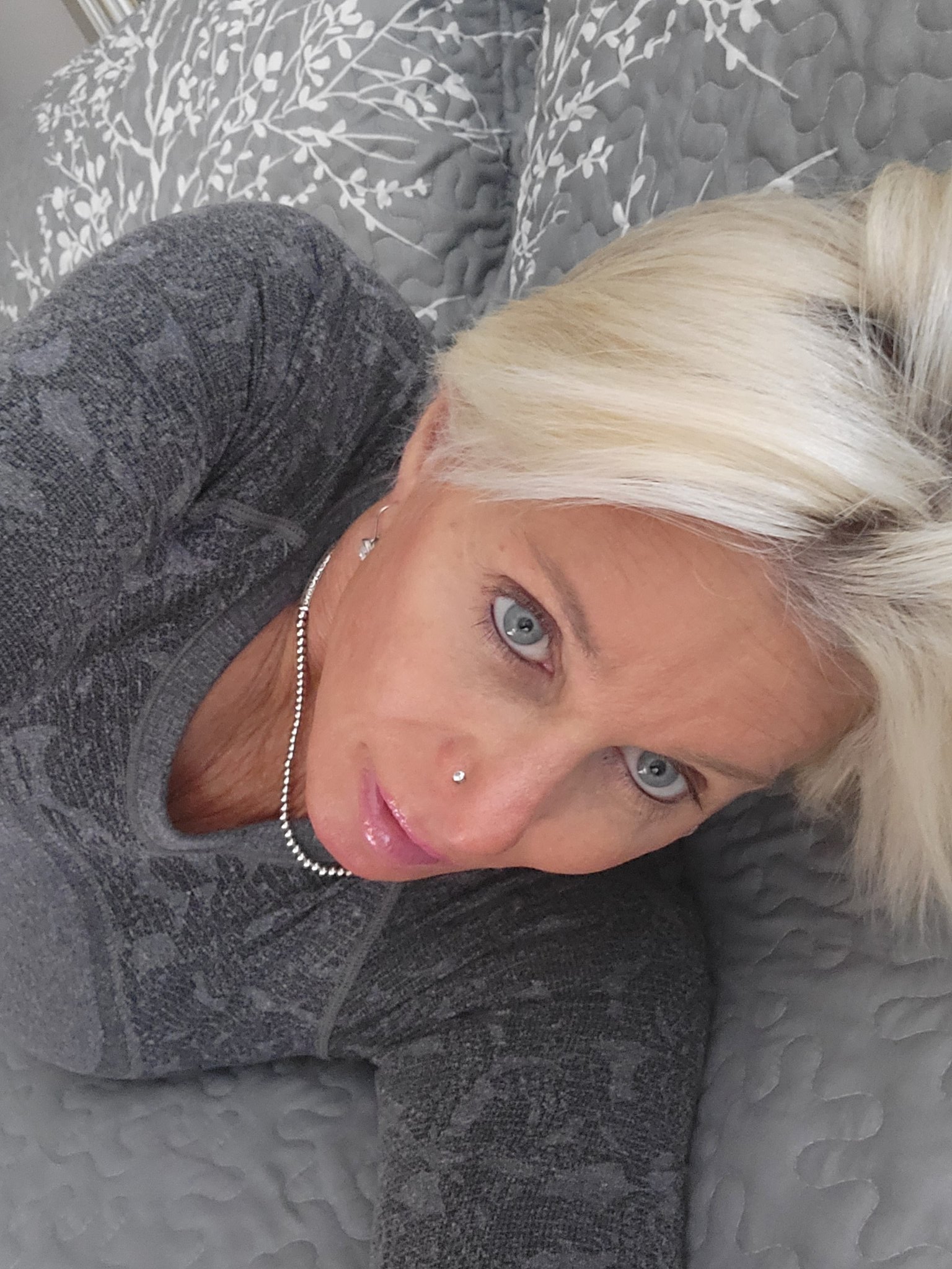 Payton Hall on Twitter "Happy Friday Eve ! https //t.co/LXuFNH5joU