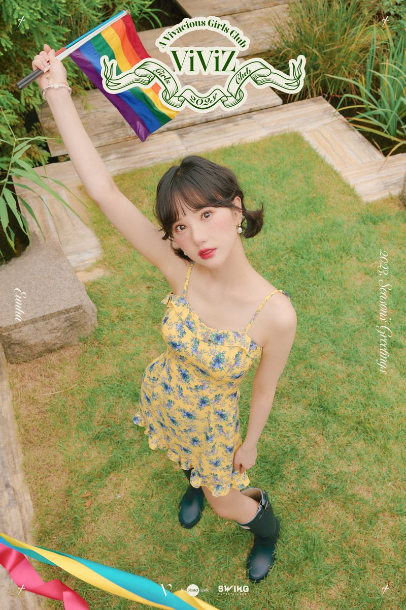 ceand_00's tweet photo. If god hates gays, why do gfriend always win
#SOURCEMUSICGOTREJECTED https://t.co/tZ86W94mo1