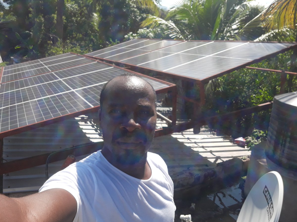 fred_d_tech's tweet photo. Inédit services 🔧🔌🔋📟💻📡🎬📹 +50948666565 https://t.co/2C8LA0tsRv