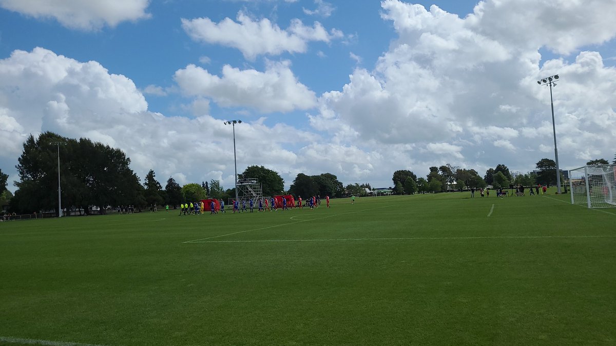 MelvilleUnited's tweet photo. Here wo go!
2 mins to kick off
#oliday
#MELvNAP #NZNationalLeague
@NCR_fc
🔴 ⚪ 🔴 ⚪ https://t.co/zxnZm4E4Pt