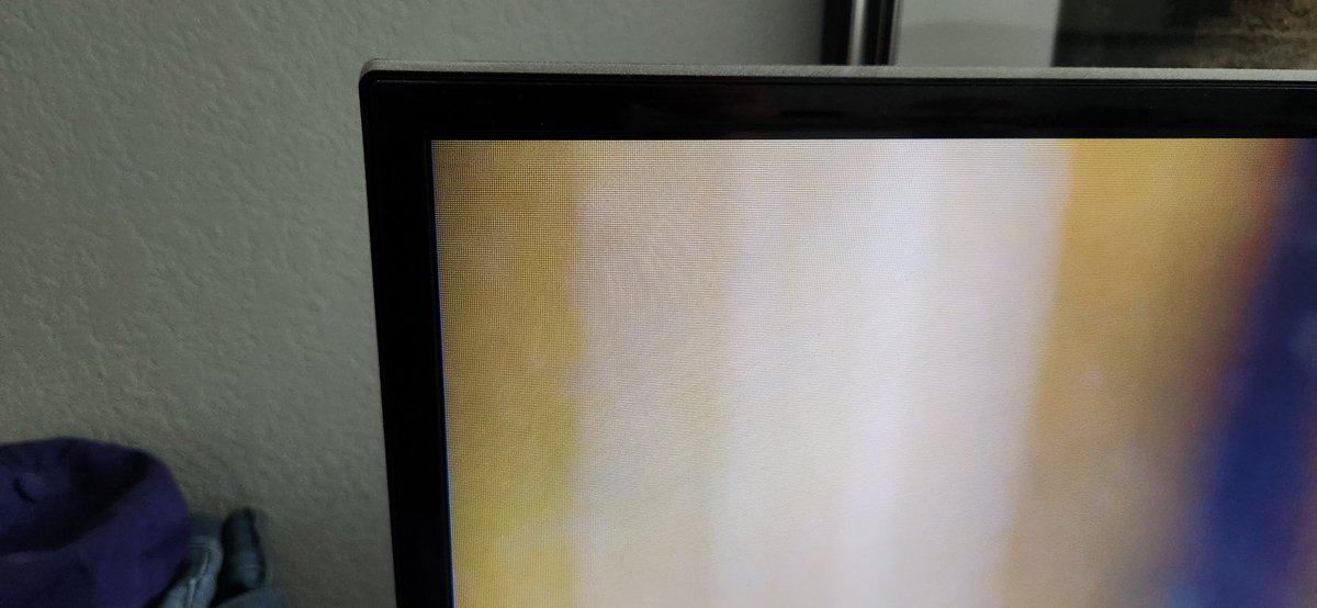 coloradowebman's tweet photo. @fake_dante @KyleClark @9NEWS I jumped back and checked both tv's and it is gone now. https://t.co/2Q7AgBnxx1