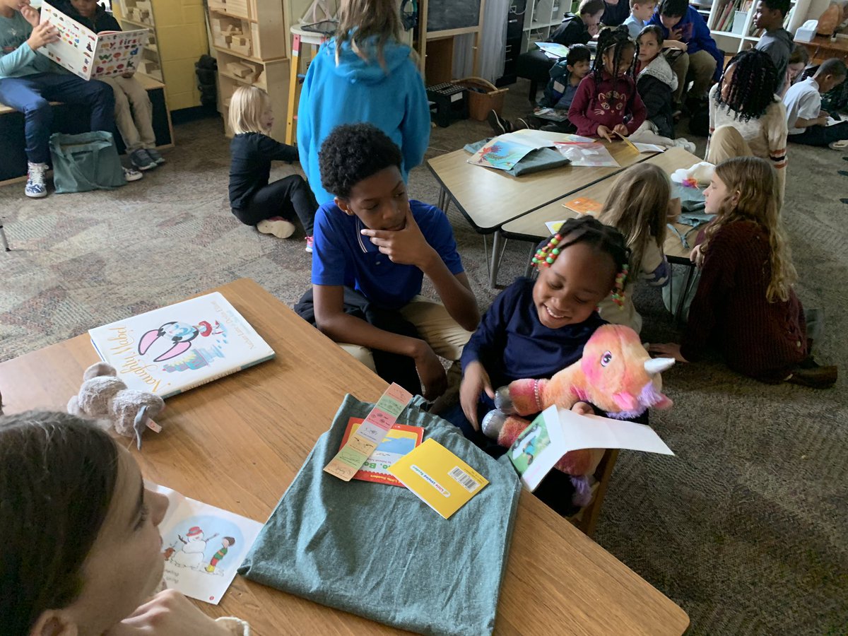 _Ms_Meredith's tweet photo. What an awesome experience it was having @Ms_Pius 5th grade class read with us today! We got to celebrate our growth on reading pattern books and our snap word knowledge. We are so lucky to be part of such a supportive community @ButlerLabSchool ! 📚 https://t.co/hhTcQNlZrq