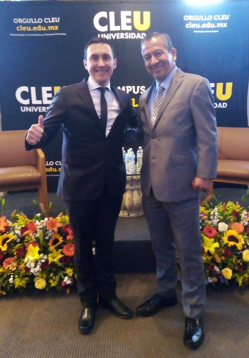 ApodacaPrimo's tweet photo. Conferencias, intercambio de experiencias.
Gracias #CLEU https://t.co/52dzmAKtbz