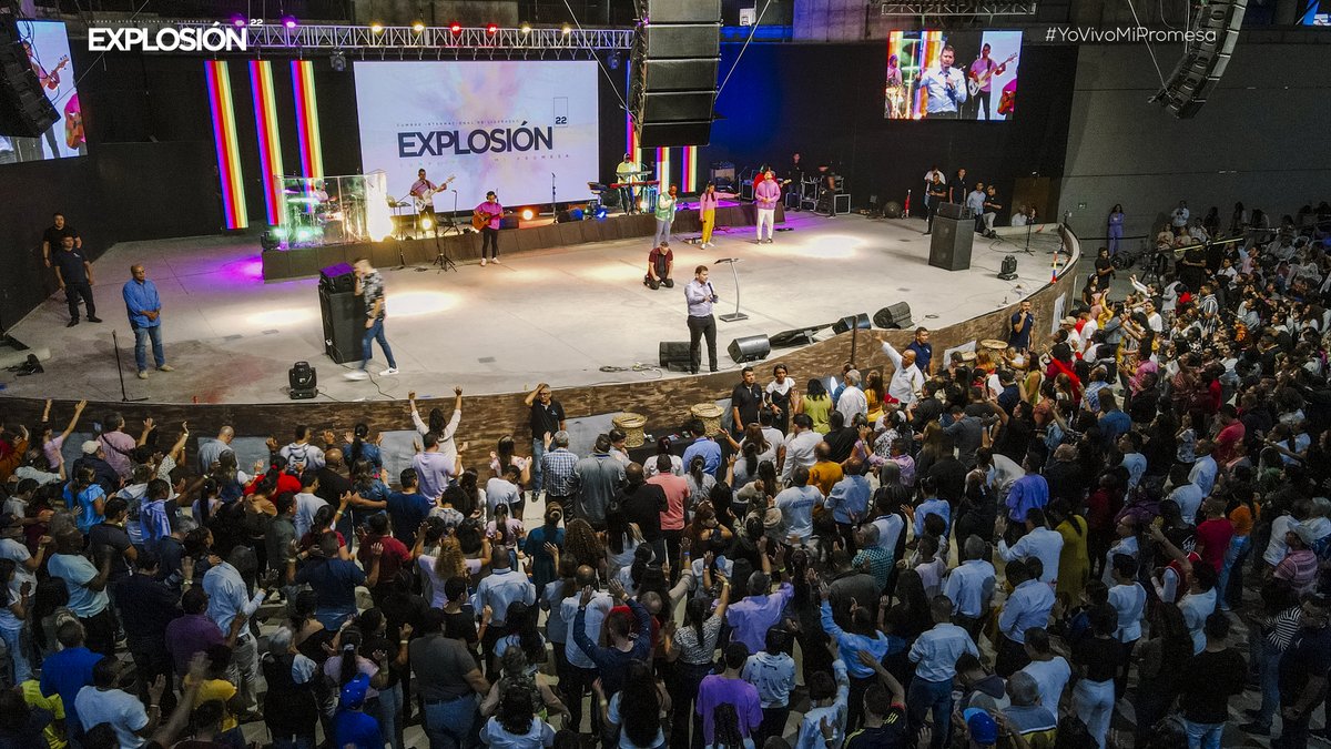 misionpaz_'s tweet photo. 💖En este cierre de nuestro Congreso Explosión 2022 honramos la vida del pastor @adammccain y reconocemos todo lo que ha impartido para transformarnos como hijos de Dios. 🌈🙌
#MisionPaz #Explosion22 https://t.co/uk92AjZpGQ