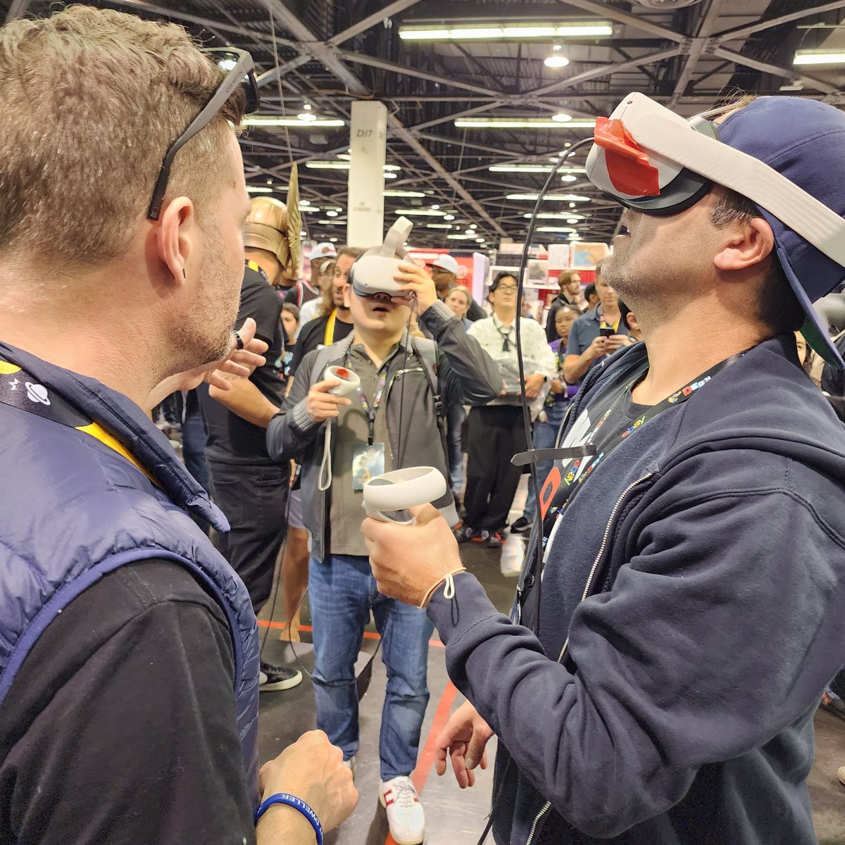 veve_official's tweet photo. VIP #vevefam are getting a sneak peak into the VeVeVerse. Join us for the full walk through tomorrow!  And for those of you at home -- don't fret -- you'll get a live or pre-recorded view of your own.  #VeVexDCon https://t.co/6Ruw14ujku