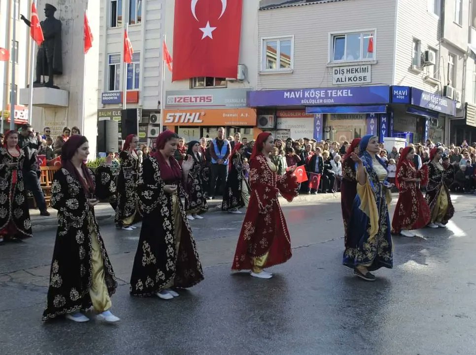 Uzunköprü'nün düşman işgalinden kurtuluşunun 100. yıl dönümünü okulumuzun hazírlamış olduğu  ilçe programı  ile gerçekleştirdik💫
100 yıl kutlu olsun🇹🇷🇹🇷🇹🇷🇹🇷