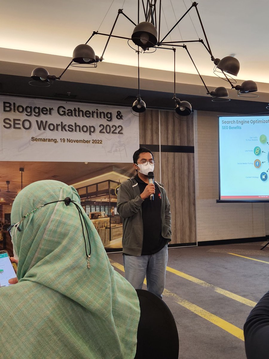 ikapuspita17's tweet photo. Kenapa sih kita butuh SEO? Hayo kenapa, ada yg tahu? Boleh dong komen
#SemarangBloggerGathering
#RoomsInc
#DPMallSemarang https://t.co/eNMjN3NDBt