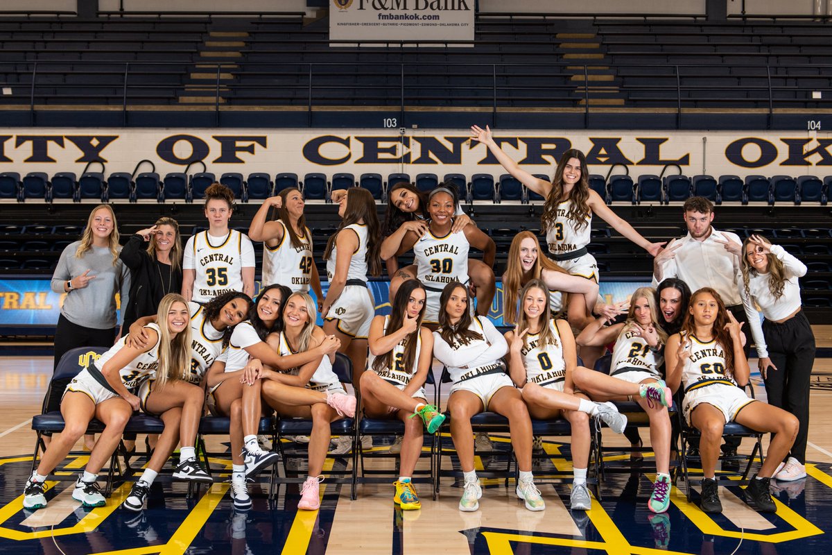 ucoathletics's tweet photo. BRONCHOS WIN! Central Oklahoma beats Missouri S&amp;T 99-84 to give Emma Andrews her first victory at UCO. 

@UCOWBB x #RollChos https://t.co/2HBPzaWtH9