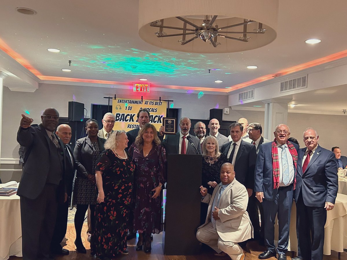 bsolder's tweet photo. The Exchange Club of Yonkers NY celebrating its amazing Citizens @exchangeclub @ct_exchange https://t.co/HRl7j0so65