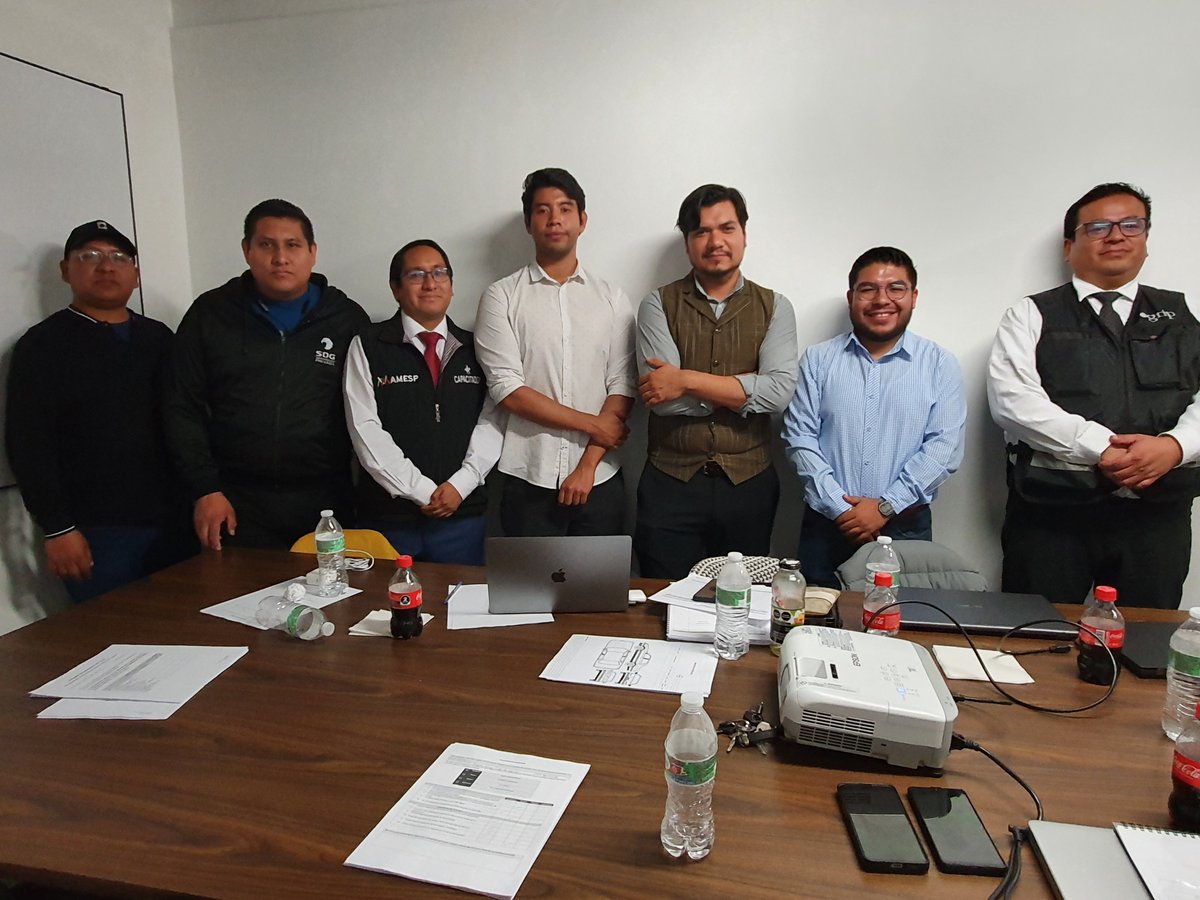 AMESP_oficial's tweet photo. Con éxito finalizamos el curso en el #EC0217.01 #Impartición de cursos de formación del capital humano de manera presencial grupal del @ConocerMx
#Felicidades a los participantes de nuestras empresas asociadas
#SoyAMESP #HablemosBienDeLaSeguridad #UnidosPorUnMéxicoSeguro https://t.co/rQb1vtI0C6