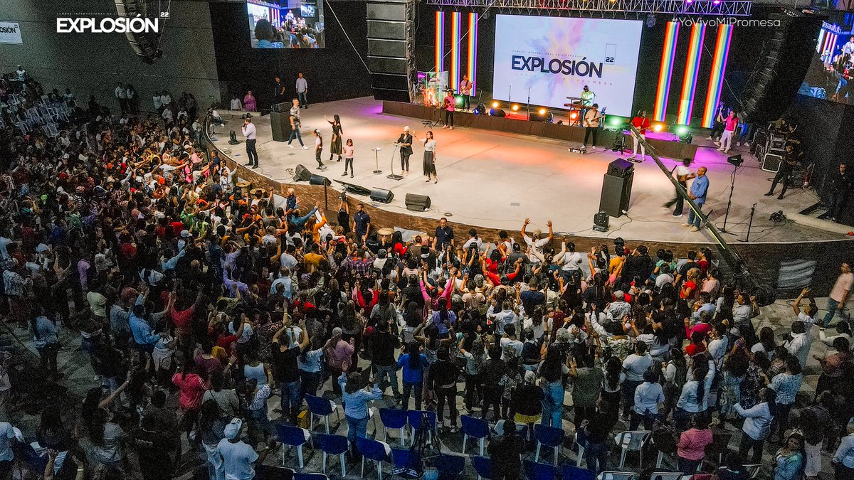 misionpaz_'s tweet photo. "Un tiempo de bendición siendo edificados por Dios".🙌💖
#MisionPaz #Explosion22 🔥 https://t.co/kYv6H1e45L