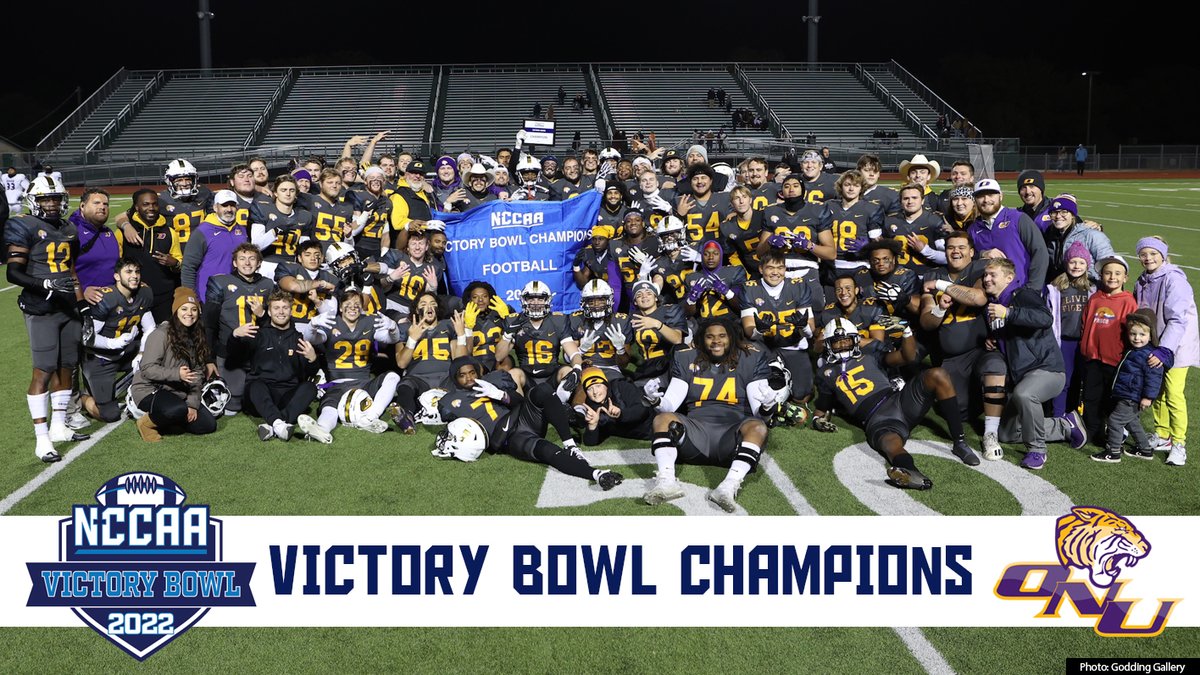 NCCAAChamps's tweet photo. Olivet Nazarene University Wins its Sixth Victory Bowl https://t.co/JwDoj6E7Lm https://t.co/3ywqfYRsT0