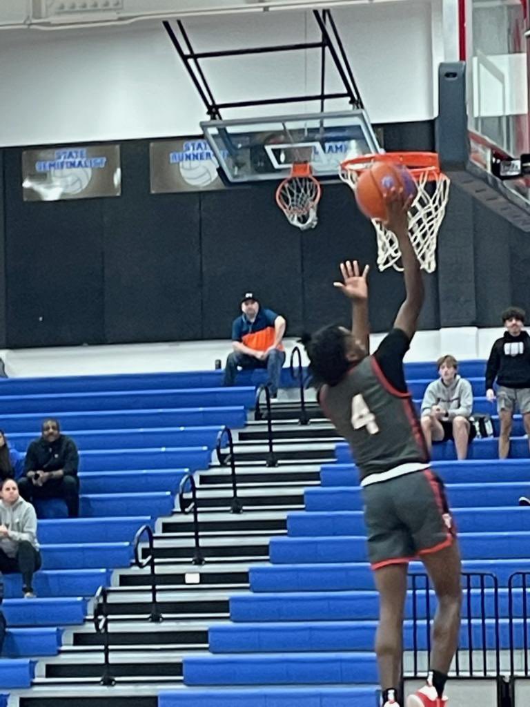Great team win vs a scorching hot Georgetown team, 70-65. Took big offensive efforts 29 from <a href="/damareon31/">damareon williams</a> &amp; 19 from <a href="/NicoOnTheCourt2/">Nicholas McLean</a>. Timely defense from <a href="/JonBatiste4/">Jon Batiste</a> @chrris_w <a href="/TreyEke2023/">Trey eke</a> Kevon and Keondre. <a href="/dvisd_athletics/">Del Valle ISD Athletics</a> #DvProud <a href="/FlxAtx/">FLX ATX</a> @DVCardsAD