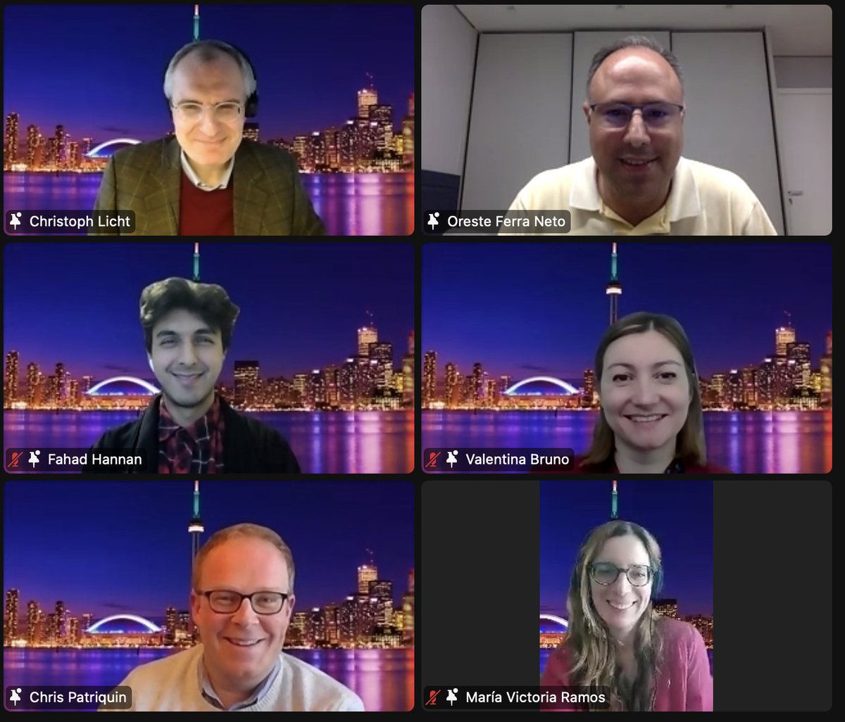Amazing #YoungInvestigatorForum 
Excellent lecture with #DrAndrewBomback and panel discussion on #C3G 
Inspiring day with talented #trainees and #JuniorFaculty at #TOComplement2022 
#ILoveComplement ❤️