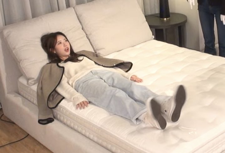 우리루다는 까사촬영할때 제일 행복해보여