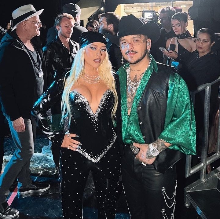 dapc24's tweet photo. Christina Aguilera @xtina atráves de su cuenta de Instagram nos comparte fotos y un clip de lo que fue su presentación junto a Christian Nodal @elnodal ayer en los #LatinGRAMMY
Via Instagram @xtina https://t.co/qUG0lASt13