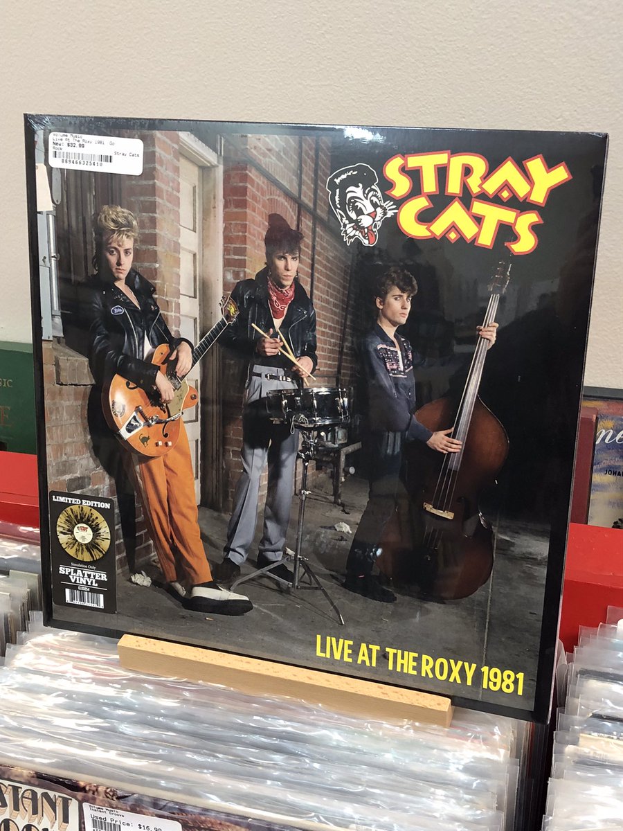 VolumeMusic1's tweet photo. Hereโs some new releases that just hit the store today!
#records #recordcollection #recordcollector #recordstore #recordplayer #recordshop #vinyl #vinylcollection #vinylcommunity #vinylrecords #vinylgram #vinyllover #indie #indiestore #beacon #wallows #straycats #surfcurse https://t.co/JZtCtLOKa8
