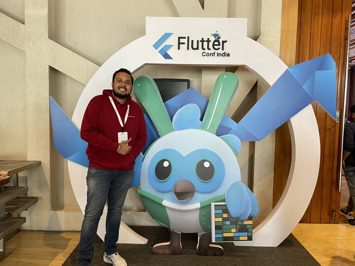 One with my best friend!
#FlutterConfIndia <a href="/flutterconfin/">Flutter Conf India</a>
