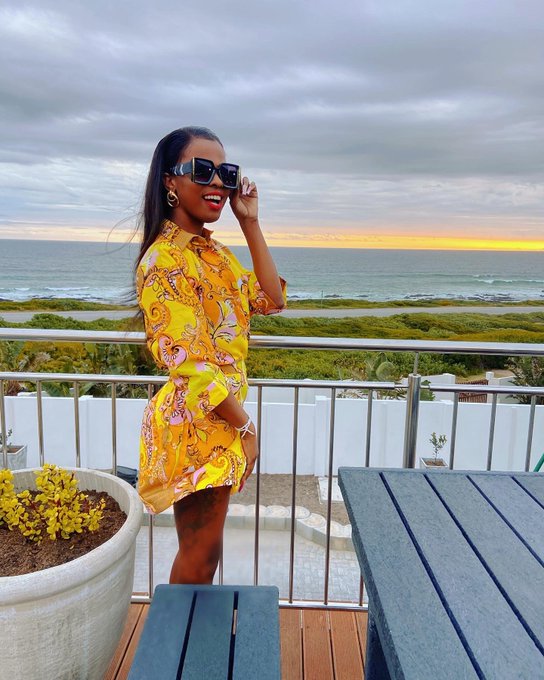 Looking like 10 over 10 minus nothing ,Add everything that&rsquo;s me &hellip;.  @ShowmaxOnline  #ThisBodyWorksForMe<a href="/tag/thisbodyworksforme"class="tags"><span>#thisbodyworksforme</span></a>
