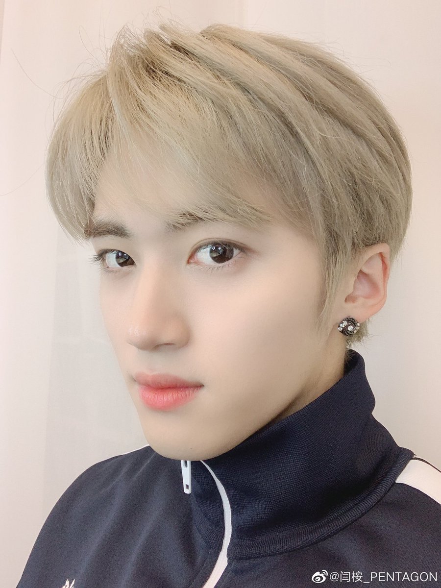 YANANZONES's tweet photo. 2 years ago #옌안 weibo with #유토 💙 https://t.co/Fp9pddN0u1