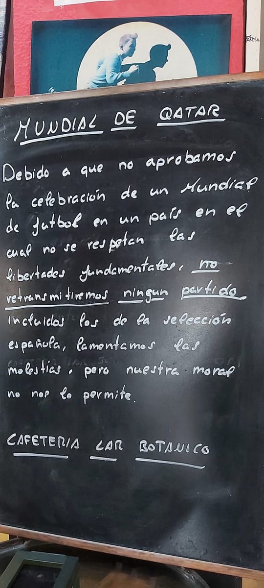 FonsiLoaiza's tweet photo. Cafetería Lar Botánico en Valencia. Boicot al Mundial de Qatar. https://t.co/9x3ESlWgZ5