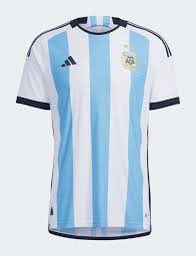 SanderBux95's tweet image. Mijn top 3 WC22 kits zijn: 

1. Mexico 
2. Argentinië 
3. Spanje 

Wat is jullie top 3? 

#WorldCup2022 #WorldCupkits #WK2022 #adidasfootball