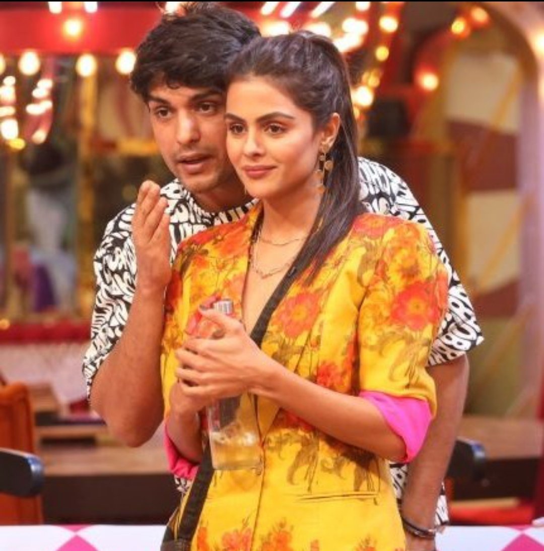 NeyooXd's tweet photo. #PriyAnkit 's fans are trending BB16 THE PRIYANKIT SHOW

Retweet | If you're a part of it.

#PriyankaChaharChoudhary 
#AnkitGupta #AnkitIsTheBoss
#BBQueenPriyanka #BiggBoss16 https://t.co/H8XFPEcUkc