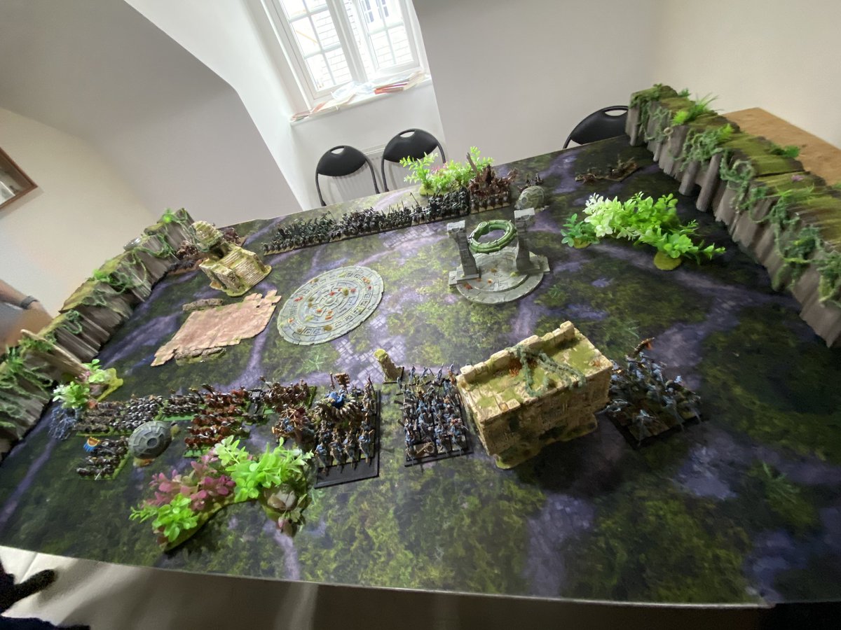 tinracersteve's tweet photo. #Rumble22 set up for the return of the lizardmen. https://t.co/SjFFPYTEQM