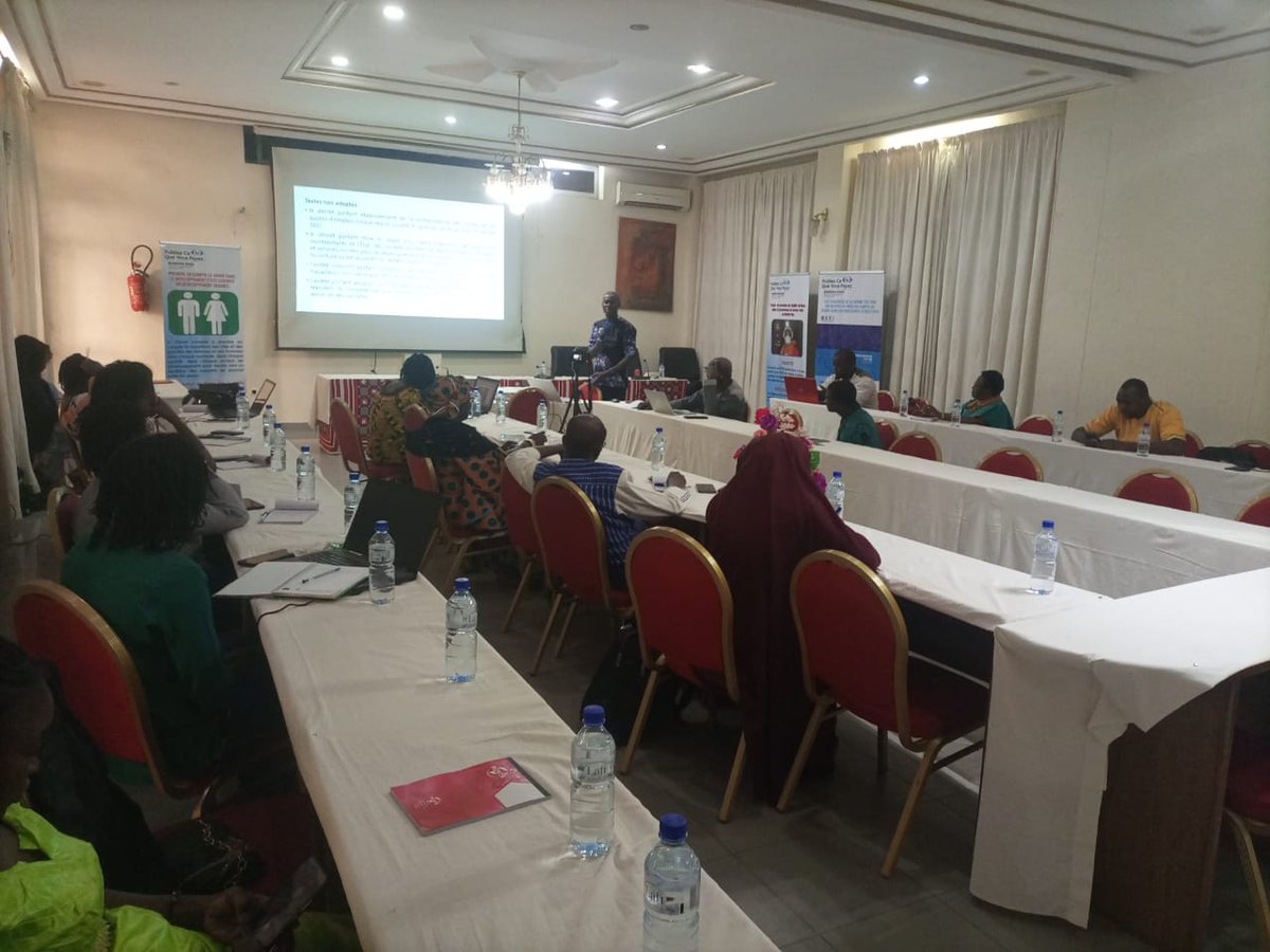 eliekabore's tweet photo. Gouvernance des industries extractives ; #PCQVP_Burkina Faso organise une formation en #leadership au féminin
Dans le cadre de la mise en œuvre du projet “Promotion d’une ITIE sensible au genre”, de #PCQVP international
@SEYDIDemba @PWYPtweets
#Mines_Actu_Burkina https://t.co/NIy9wsWCcL