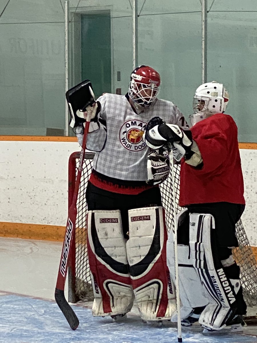 Chewdawg35's tweet photo. @MondayNooner @DrakeCanucks potential tendy combo for the Nucks this season. #biggerthenfivefooteight #padstacks #retrobucket #nucksalumni https://t.co/e8H0IbQryt
