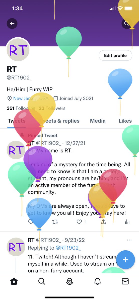 RT1902_'s tweet photo. BALLOONS! 🎈 https://t.co/ZlIre5vJi3