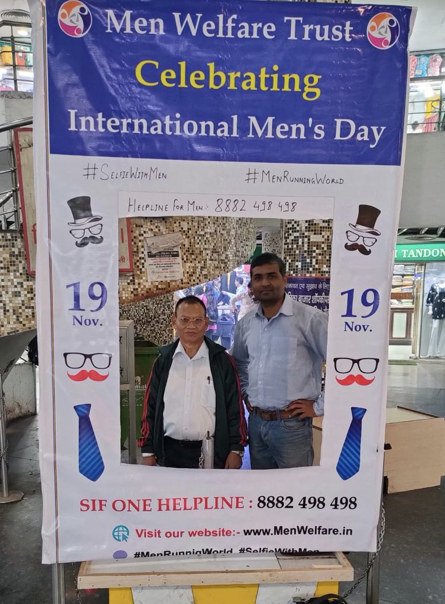 Awareness activity on #InternationalMensDay at Palika Bazaar , C.P. , Delhi . #Proud2BeMen #MenRunningWorld #IMD2022 #InternationalMensDay2022