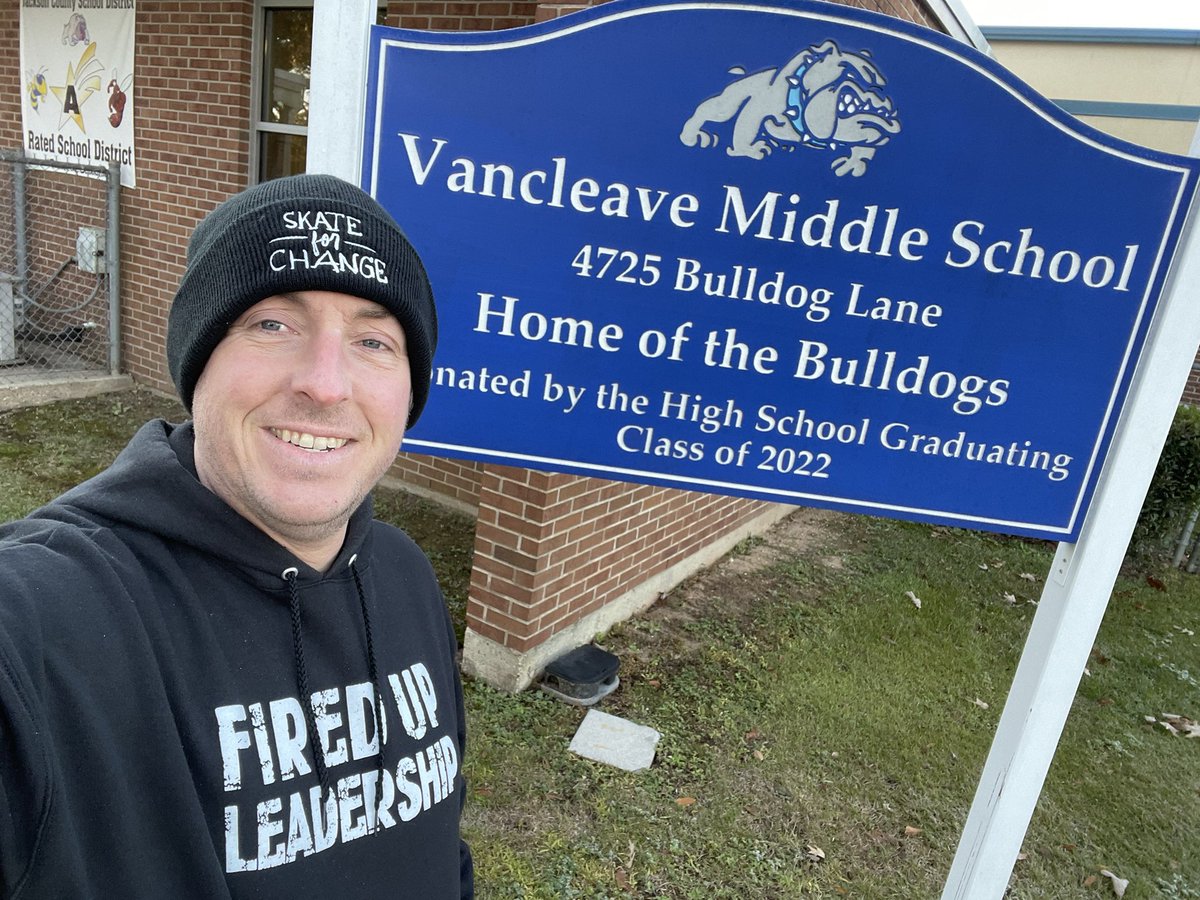 Friday was so fired up I for got to post! The weekend is going to be cold. Gonna walk a few spots and pass out some socks. <a href="/DrFrankRud/">Frank Rudnesky, Ed. D.</a> <a href="/_skateforchange/">Skate For Change</a>