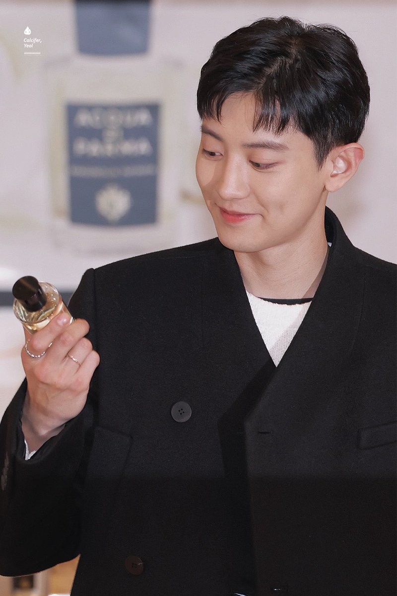 Calcifer_Yeol's tweet photo. 221118 아쿠아디파르마 
내 왕자님 💛

#찬열 #CHANYEOL ⁠#엑소 #EXO #朴灿烈 #チャニョル @weareoneEXO https://t.co/uh6wOGxtW3