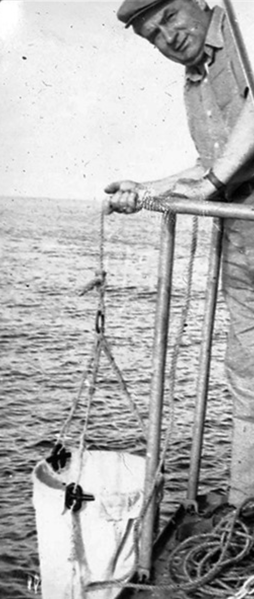 On the surpising life of the pioneer plankton researcher Esteban Boltovskoy!
 doi.org/10.1093/plankt…