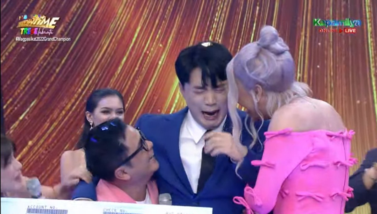imivananan's tweet photo. Congrats Team Jhong- Ryan! Deserved! 👏🎉#Magpasikat2022GrandChampion https://t.co/TAedX3mCUA