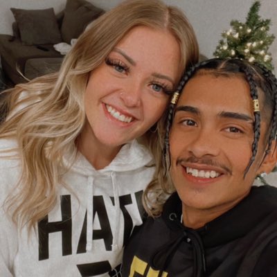 Sadessss_'s tweet photo. #NewProfilePic https://t.co/dt8hYXJxMu