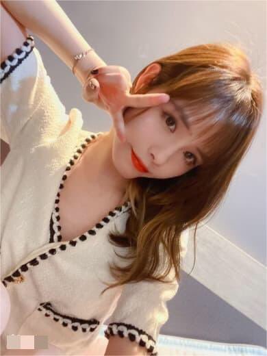 ltn72580083's tweet photo. 🏠寻欢地址：哈尔滨松北区 
 
名字：Ava
年龄：19-21
类型：清纯女友
尺寸：C＋
价格：600/1，一晚1500
服务：69式，冰火，口活，爱爱，鸳鸯浴
是否验证：（是）
服务星级：★★★★★（最高5星）
重点推荐：年轻身好，没脾气，很配合，听话 https://t.co/u6pHIlexNh