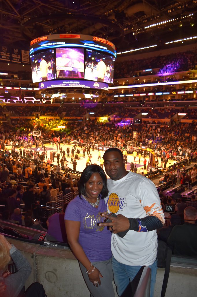 Dominichage's tweet photo. Hey Tweeters, can u pls help me find this couple? This was on the 19th of Feb 2016 at a #lakers game with Kobe on the floor.. they asked me to send it but I lost their contact… let’s put a smile on their face today! @Lakers @NBA @espn @MrBeast @elonmusk @cryptocom @kobebryant https://t.co/gGkNTpyJyM