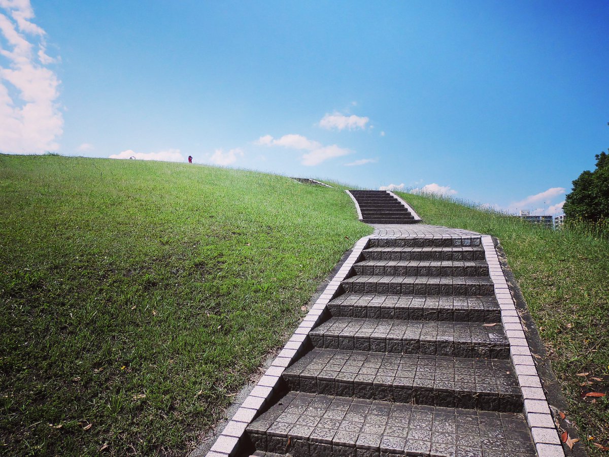 多摩ニュータウン_bot tweet media