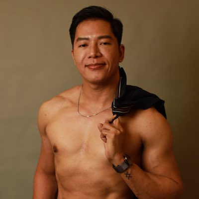 topiciosanchez's tweet photo. #NewProfilePic https://t.co/PKRsZu6K97