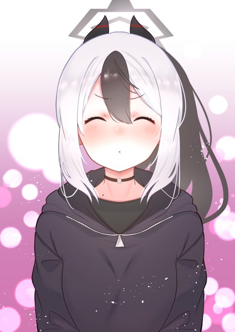 先生「ゴミ取るから目瞑って欲しかっただけなんだけど…」 