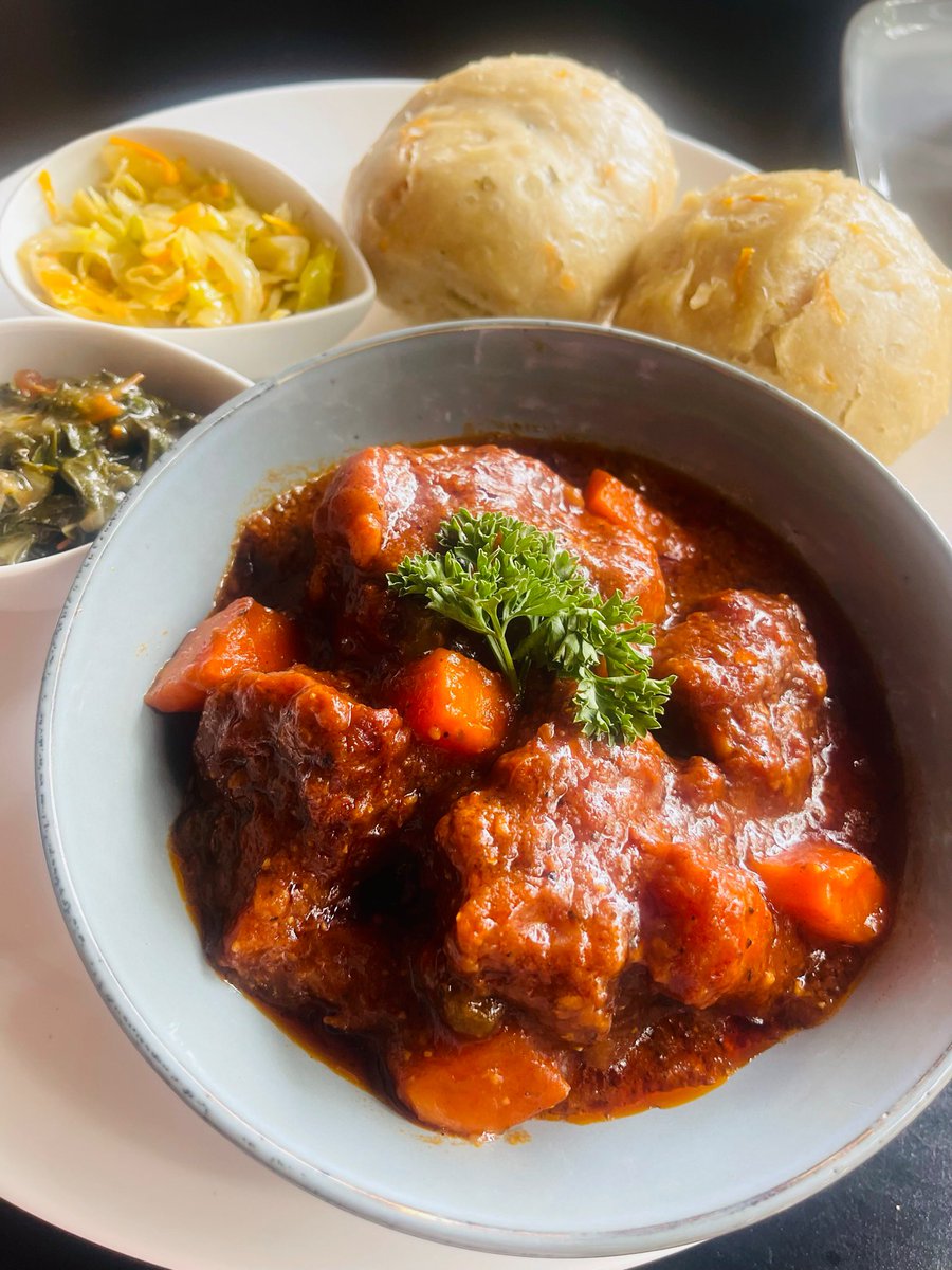 events_zoe's tweet image. Kindly RT our customers might be on your TL ,Zoe’s Kitchen Oxtail will be served from 13:00 with dumpling 🙏❤️. Google Maps Kitchen by Zoe @241 Jean Avenue Centurion 🥂