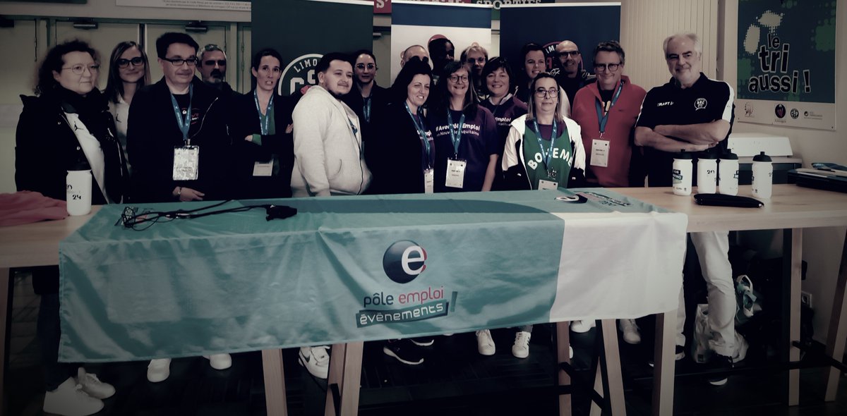 FTravail_NA's tweet photo. 🏀Merci à @LimogesABC pour ce retour ➕➕de cette journée de recrutement #StadeEmploi
🔎A lire "Belle réussite du Job Dating à Beaublanc avec le Limoges ABC et le @limogescsp " 
➡️ https://t.co/I75MqA7LEp https://t.co/PVYiK2KEA2