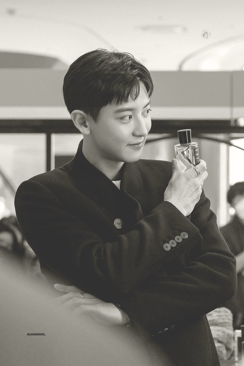 starbang_'s tweet photo. 귀티가 진짜 넘쳐흐르세요 https://t.co/Weq8wiMI6P
